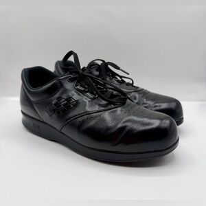 SAS Women’s Free Time Walking Shoe SIZE 8M Black Leather Made In The USA